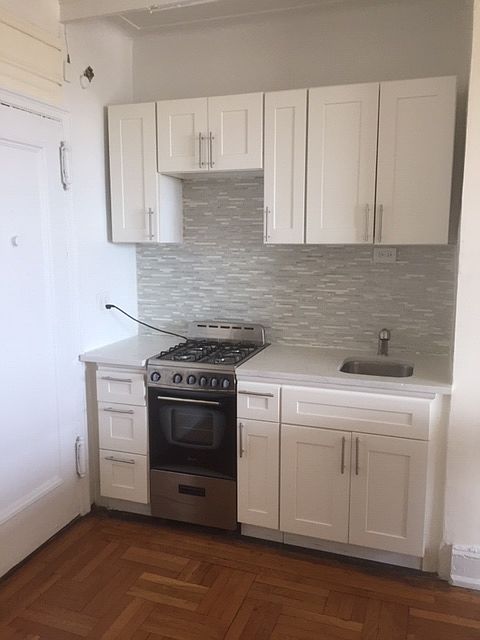 1st image of 36 Plaza St E APT 10D