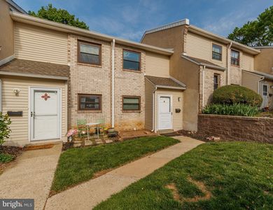 1625 Valley Dr #1625, West Chester, PA, 19382