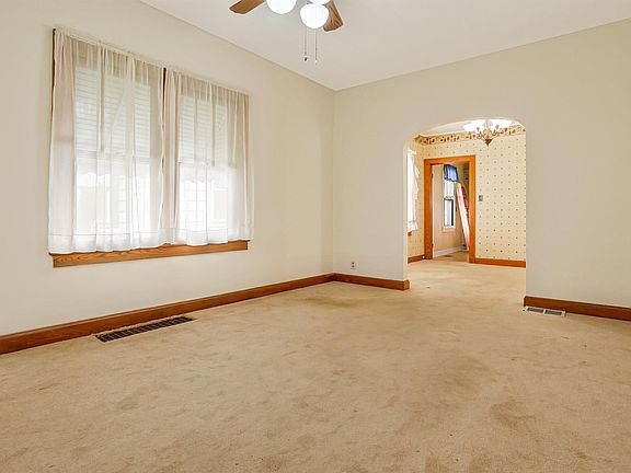 5th image of 2519 N Heidelbach Ave
