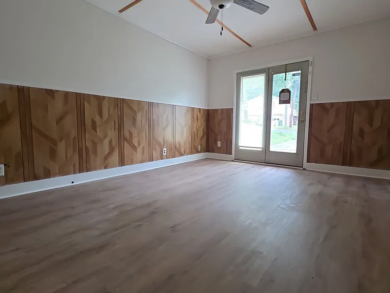 2613 Skyline Dr NW — Photo 5