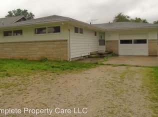1206 E 26th St, Muncie, IN 47302