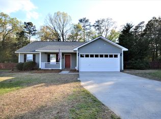 203 Drew St, Raeford, NC 28376