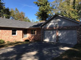 1124 Longview Dr, Gainesville, GA 30501