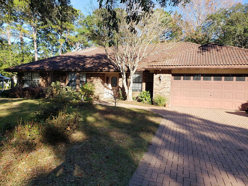 1st image of 1636 Oakmont Cir