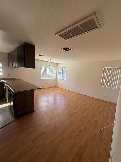 1st image of 539 N Jackson St #3