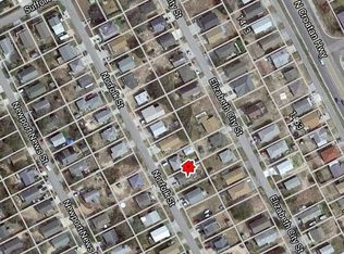 2023 Norfolk St, Kill Devil Hills, NC 27948