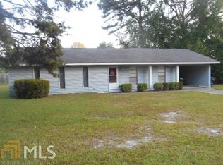 1507 Azalea Dr, Dublin, GA 31021