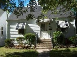 9800 S California Ave, Evergreen Park, IL 60805