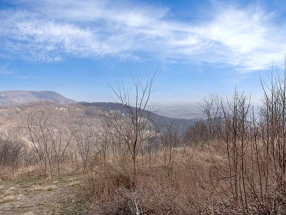 5th image of 99 The Cliffs Pkwy