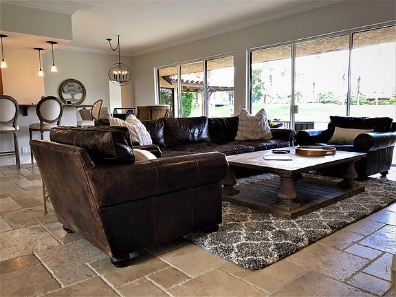 Living Room, Wet Bar