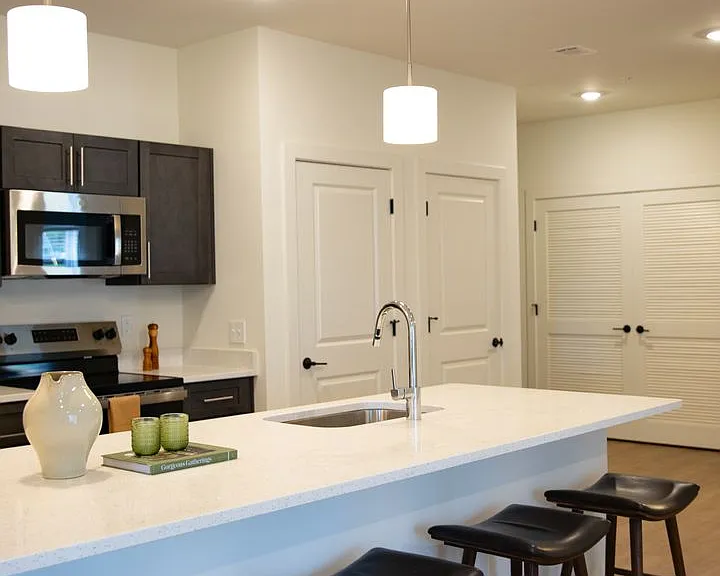 Midland Pointe at Lake Norman — Photo 38