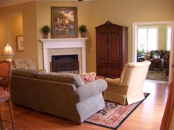Luxurious Single Level Living