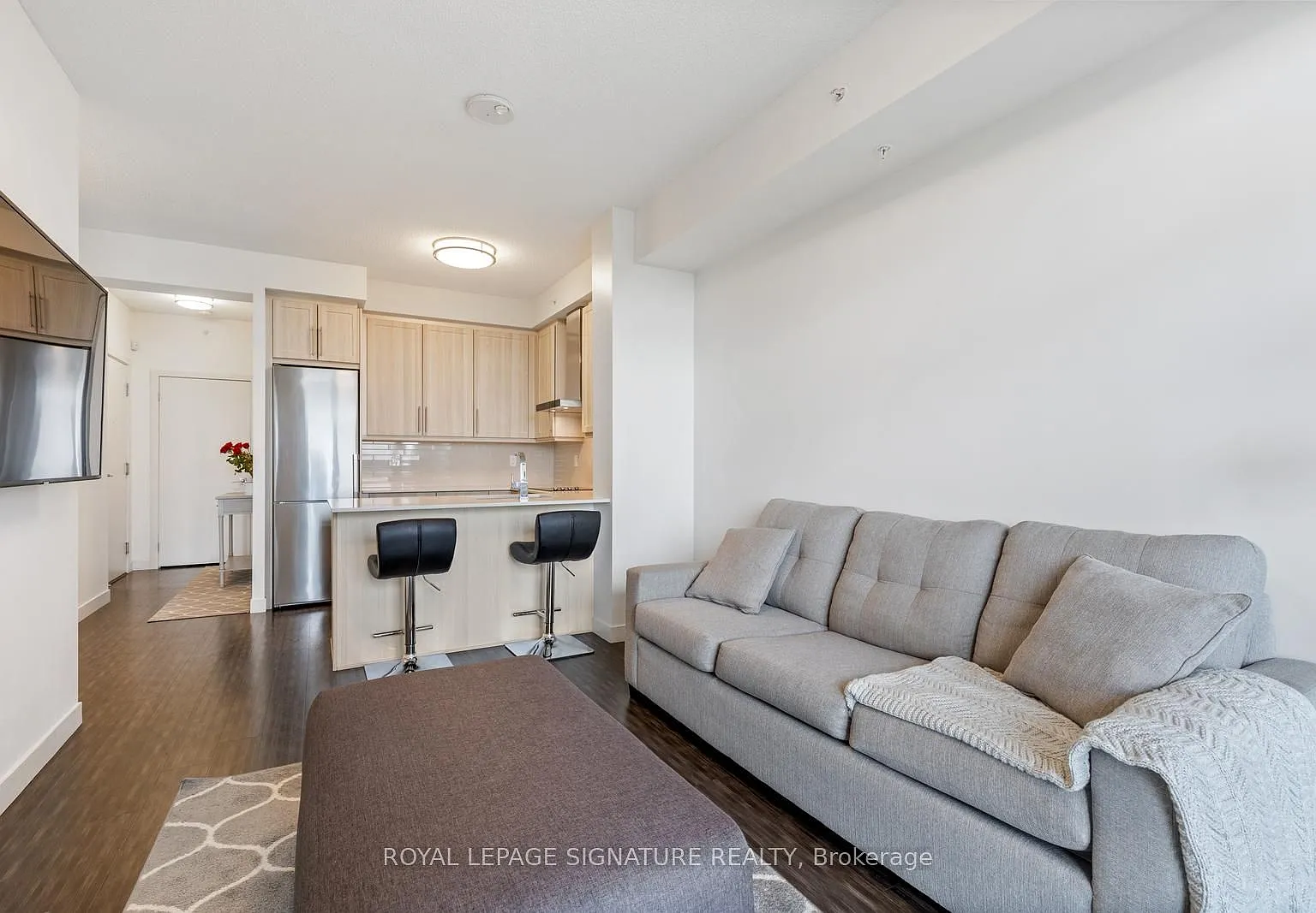 1 bed, $2,300 — Photo 1