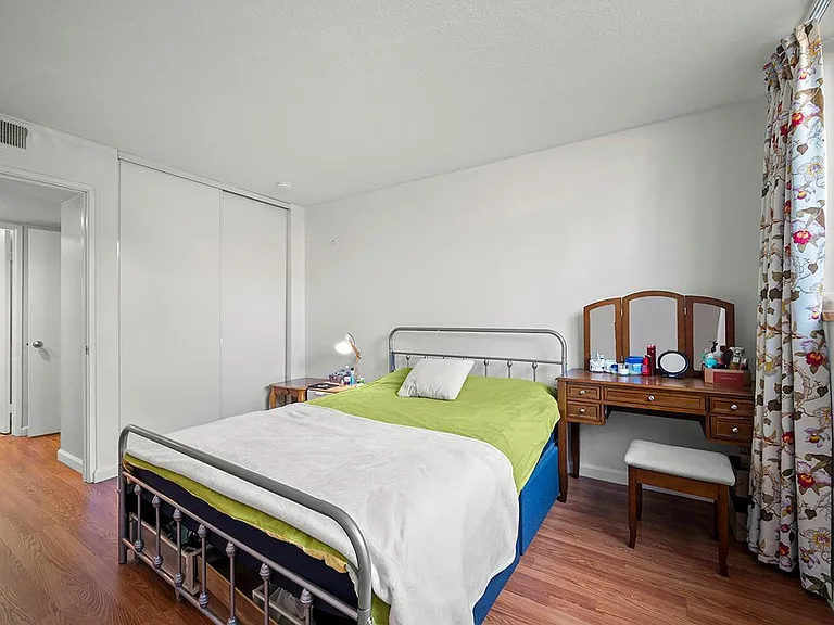 3925 Nobel Dr #31 — Photo 16