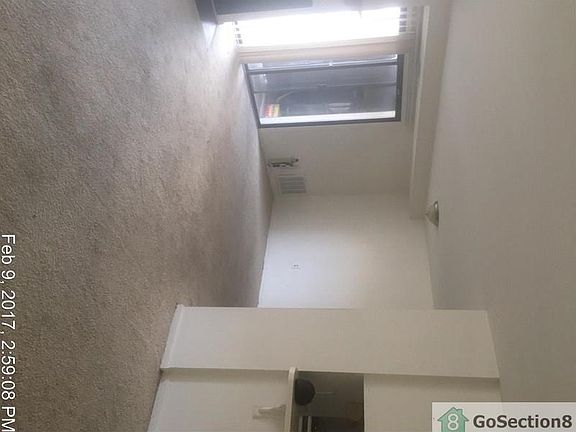 2nd image of 1113 Castl Hrbr Way Unit 2A