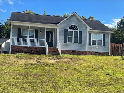 2 Horizon Cir, Thomasville, NC, 27360