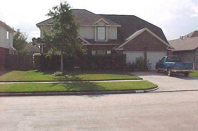 2nd image of 8706 Venture Ln
