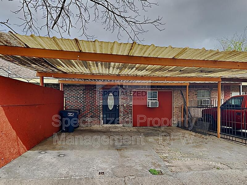 1st image of 2900 Westbrook Ave #2