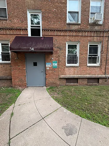 34 Hotchkiss St #B4 Photo 1