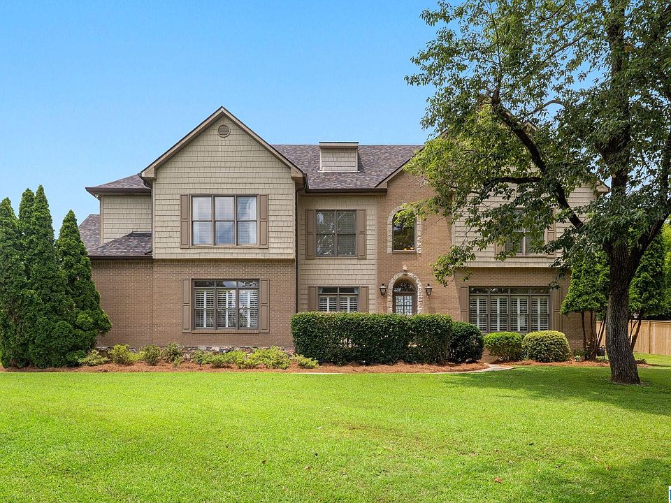 1st image of 232 Beaumont Dr