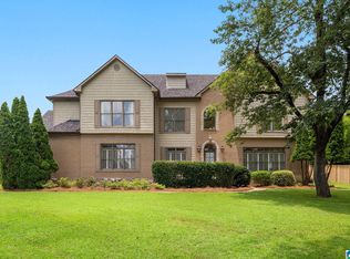 232 Beaumont Dr, Vestavia Hills, AL 35216