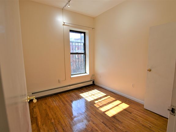 5th image of 316 E 120th St #2