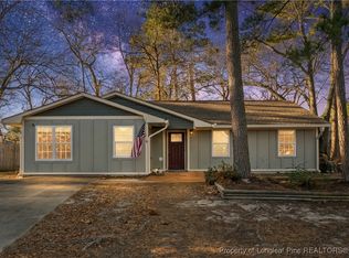 5699 Bauer St, Hope Mills, NC 28348