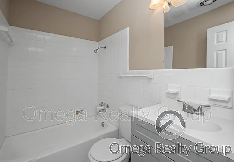 1265 Adell St — Photo 32