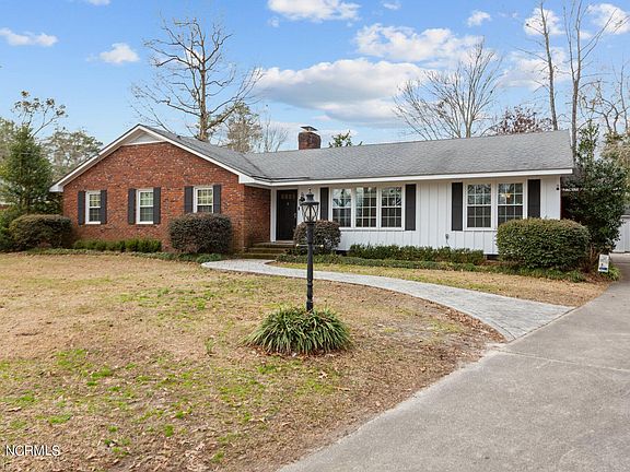 2nd image of 1906 Sedgefield Drive