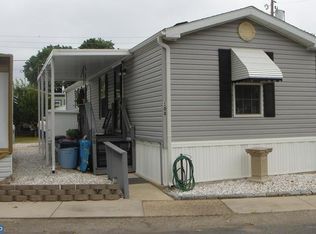108 Strand Ave, Sicklerville, NJ 08081