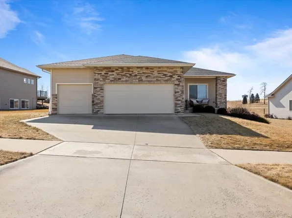 336 W High Rd, Norwalk, IA 50211