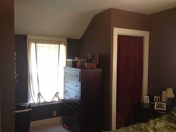 5th image of 419 N East Ave