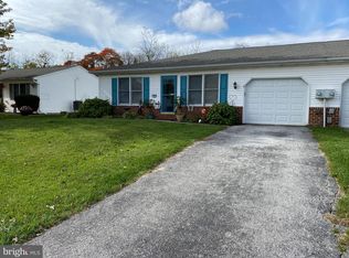 16 May Dr, Dillsburg, PA 17019