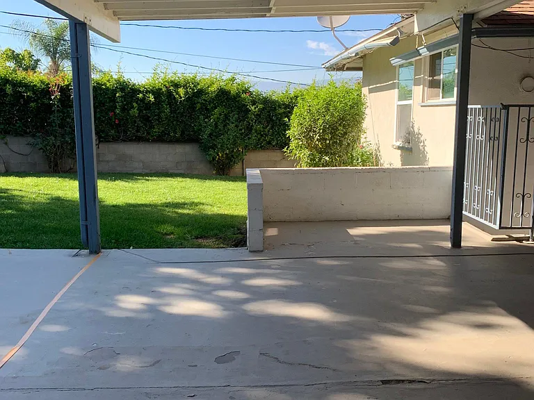 11464 1/2 Iris Ave — Photo 10