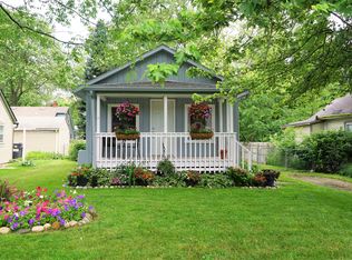 2526 Edgewood Dr, Kalamazoo, MI 49008