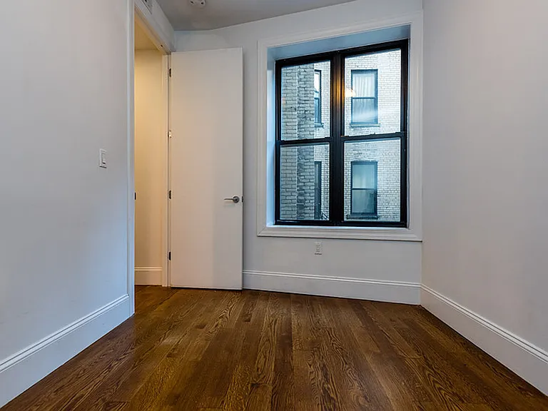 1635 Putnam Ave #2B — Photo 7