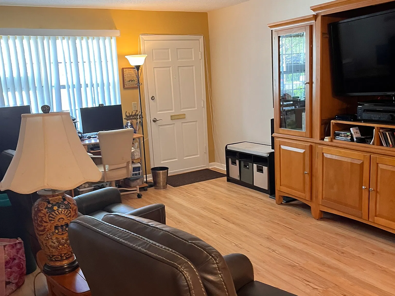 2 bed, 1180 sqft, $1,850 — Photo 3