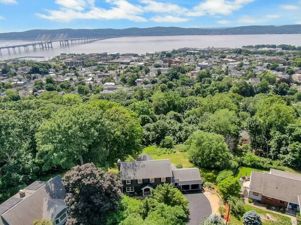 35 Walden Road, Tarrytown, NY 10591