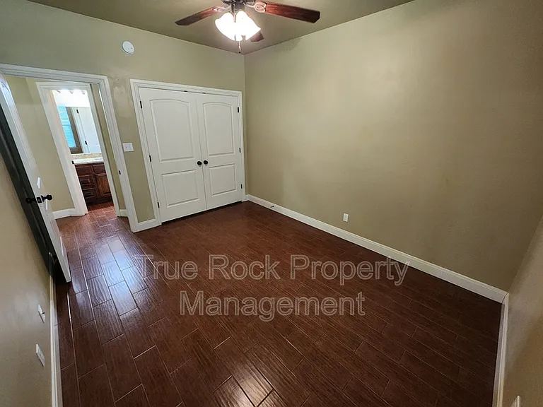 1329 N Monte Vista St #B — Photo 7