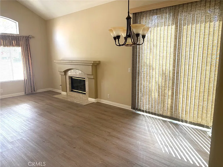 21261 Manzanillo — Photo 3