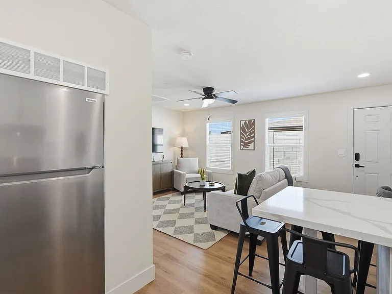 1417 E Roosevelt St #3 — Photo 12