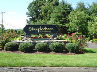 7 Hackamore Cir, Middlebury, CT 06762