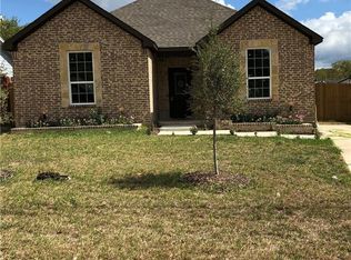 2036 Echo Lake Dr, Dallas, TX 75253