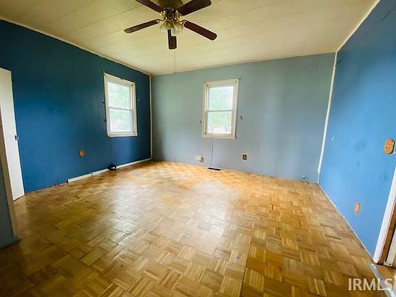 5th image of 1100 W Walnut St