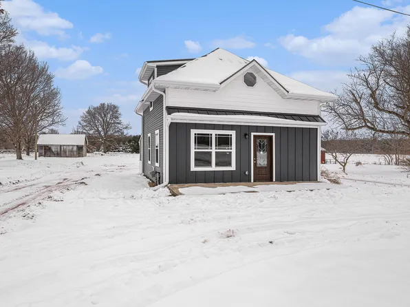 46750 County Road 665, Paw Paw, MI 49079