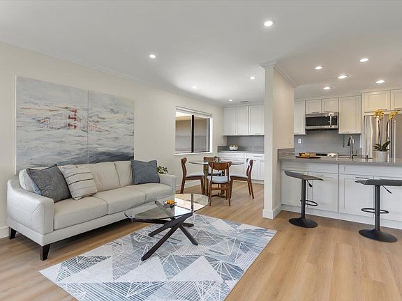3rd image of 26937 Hayward Blvd APT 343