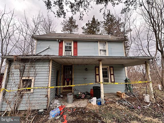 3rd image of 35 Witwer Ln