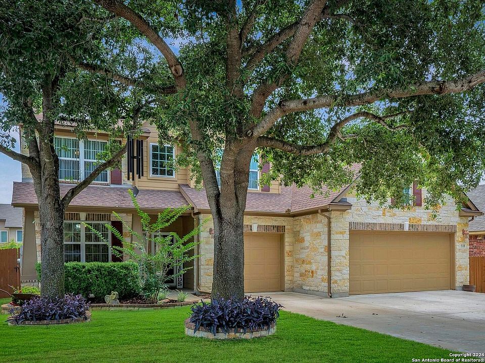 1st image of 518 OAKMONT WAY