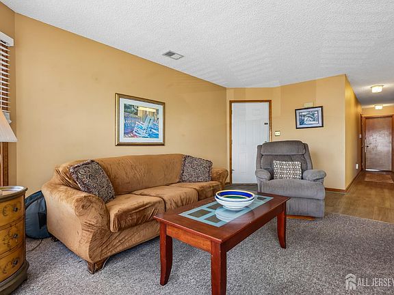 5th image of 1418 Boulevard #6