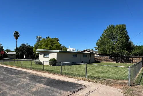 1613 S Farmer Ave Photo 1